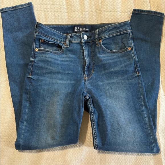 GAP 6/28L high rise universal legging - Picture 2 of 3